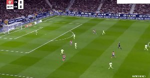 星空体育app官方网站-【西甲】马竞2比4巴萨 费兰双响巴萨上演大逆转