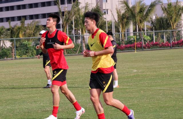 星空体育app官方网站-2跳级国脚已驰援U23国足 朱辰杰主动拜访扬科维奇