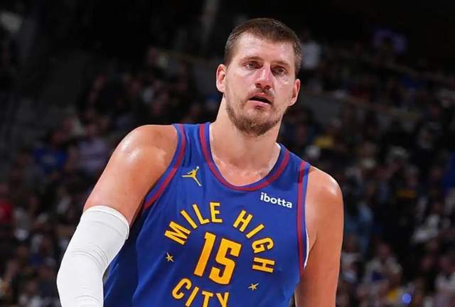 星空体育app官方网站-场均36+15+11！约基奇开启季后赛野兽模式